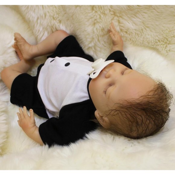 Silicone Reborn Baby Dolls Feel Real - Picture 4 of 7